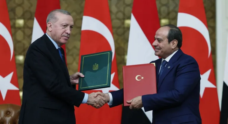 Türkiye-Mısır İlişkilerinde Yeni Bir Dönem: Erdoğan ve Sisi Hangi Anlaşmalara İmza Attı?