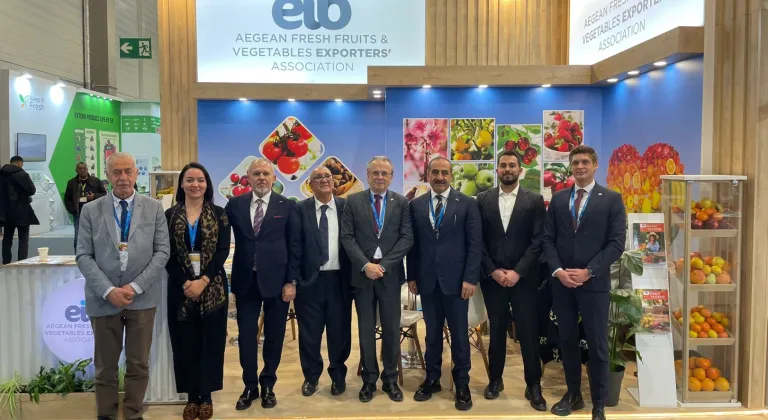 Türkiye'nin Yaş Meyve Sebze İhracatında 4 Milyar Dolarlık Büyük Hedef: Almanya Fuarı'ndan Güçlü Adım!