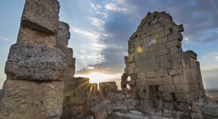 UNESCO'da Türkiye'nin varlık sayısı artıyor! Zerzevan Kalesi ve Mithraeum 2026'da değerlendirilecek