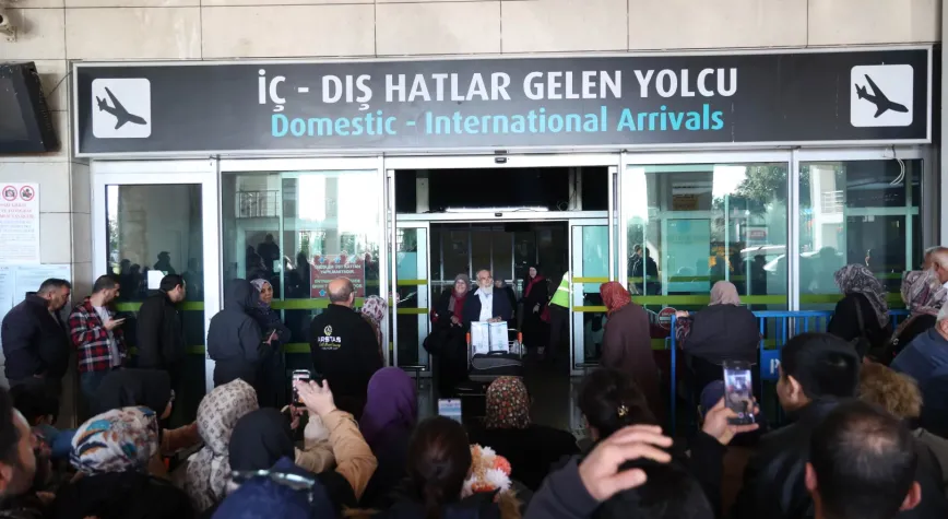 Vefa umresinde üçüncü kafile Konya'ya döndü