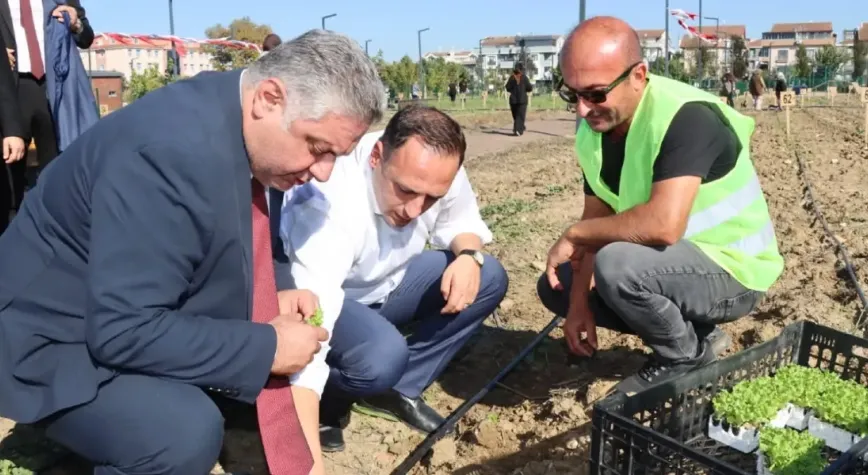 Yalova’nın ilk kent bostanına Bornova desteği