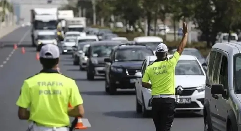 Yerlikaya trafikte bayram düzenlemesini açıkladı!