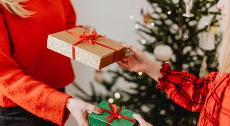 Yılbaşında kırmızı iç çamaşırı, külot neden giyilir? 2026