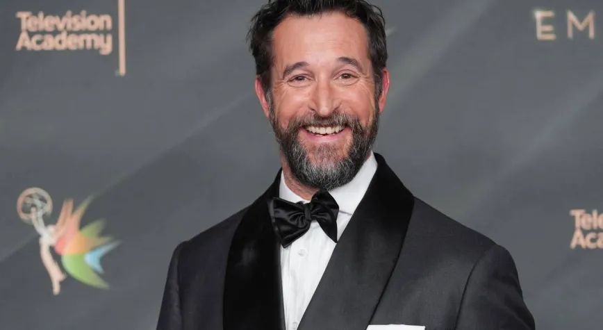 2026'nın Yaşayan En Seksi Erkeği Noah Wyle Seçildi