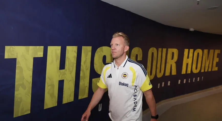 Dirk Kuyt Kimdir? Fenerbahçe'nin Geçici Hocası ve Kariyeri