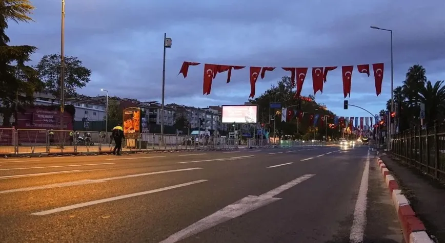 Cumhuriyet Bayramı Kutlamaları Nedeniyle İstanbul'da Yol Kapatmaları