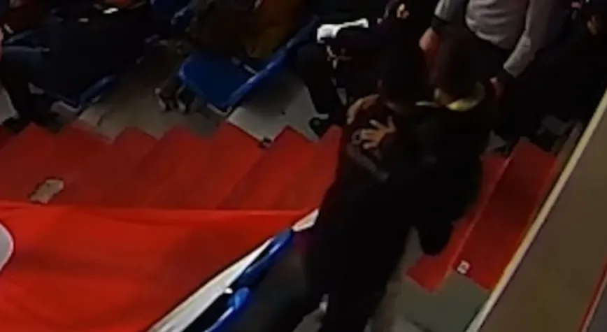29 Ekim töreninde örnek davranış