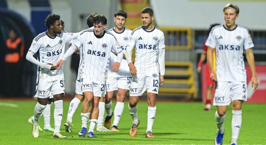 MAÇ SONUCU: Kasımpaşa: 3 - Çorluspor 1947: 1