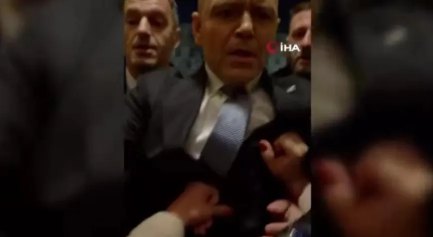 Polonya'da siyasi kaos! Nawrocki'nin Anayasa Mahkemesi'ne girişinde arbede