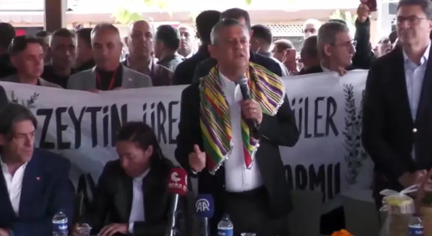 Özgür Özel Edremit'te açıkladı: "Trump ek vergi koydu"