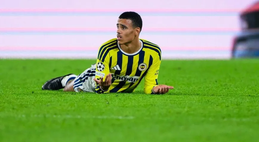 Fenerbahçe'de büyük sürpriz! Mason Greenwood kadroda yer almadı