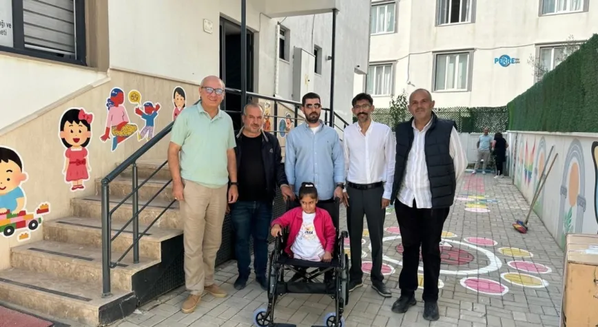 Zabit ailesi için çalışıyor, İkra bilim insanı olmayı hayal ediyor: Enkazdan sonra süren mücadele